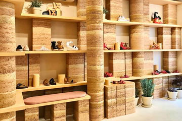 Terre, terre crue, terre tamisée, bauge, adobes, quenouilles, torchis, enduit terre, enduit terre finition, enduit prêt à l'emploi, corps d'enduit terre, les matériaux du bassin Rennais, vente de matériaux, Ille et vilaine, Rennes, Bretagne.